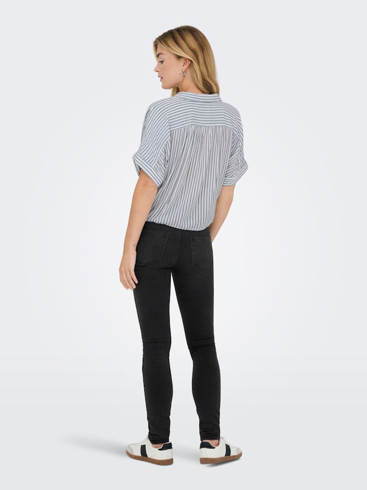 Onlpaula Life S/s Tie Shirt Wvn Noos - Wit Dessin