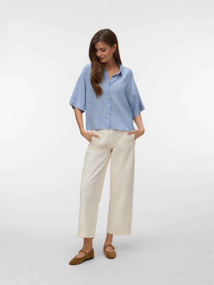 Vmlinn 2/4 Short Shirt Wvn Noos - Blauw Dessin
