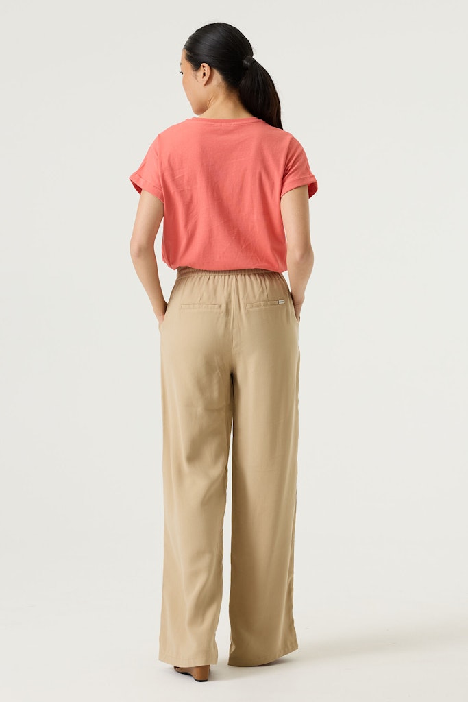 Garcia - Korte mouw T-shirts - 4339.42.0014 - Koraal Rood