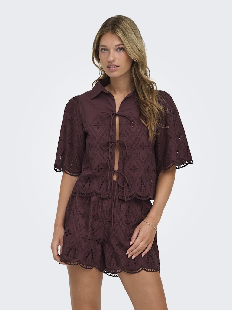 Onlfrani S/s Emb Bow Top Wvn - Bruin
