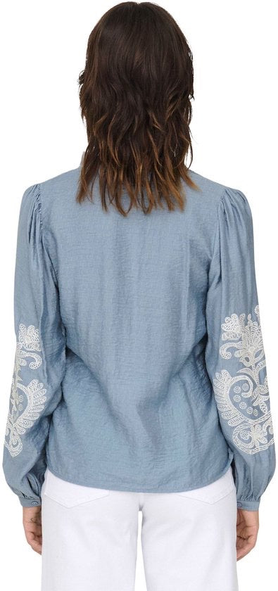 Onlnew Malou L/s Emb Top Wvn Cs - Lichtblauw